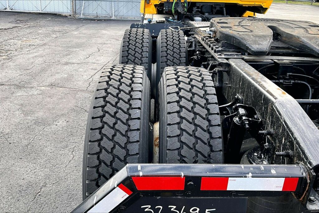 2019 INT LT625 6×4 Day Cab