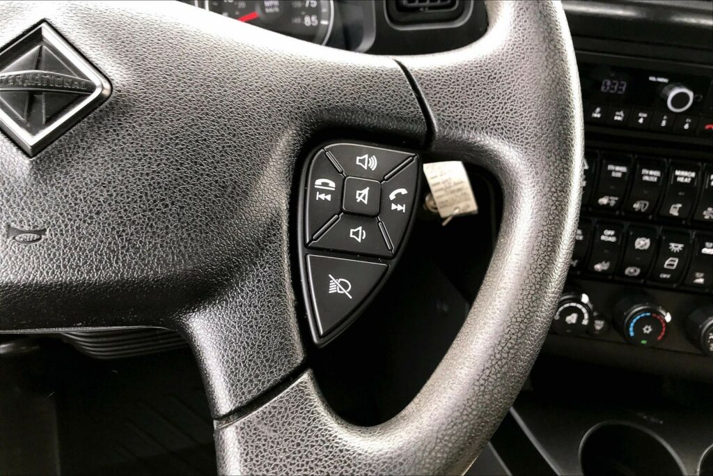 2022 INT LT625 6×4 Sleeper