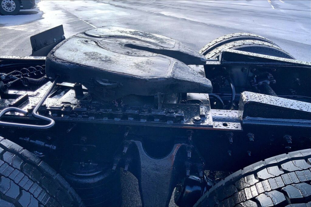 2022 INT LT625 6×4 Sleeper