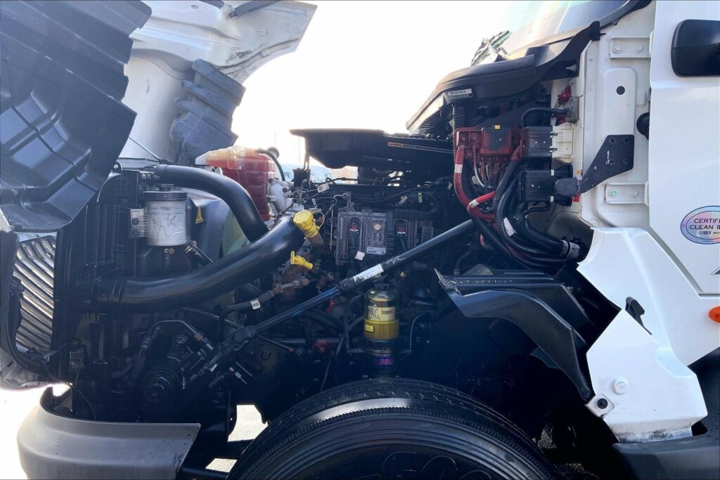 2022 INT LT625 6×4 Sleeper