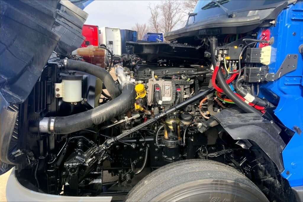 2022 INT LT625 6×4 Sleeper