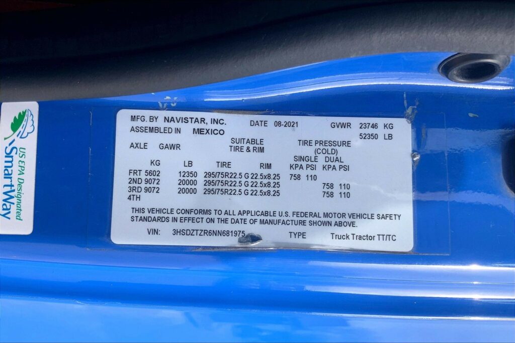 2022 INT LT625 6×4 Sleeper