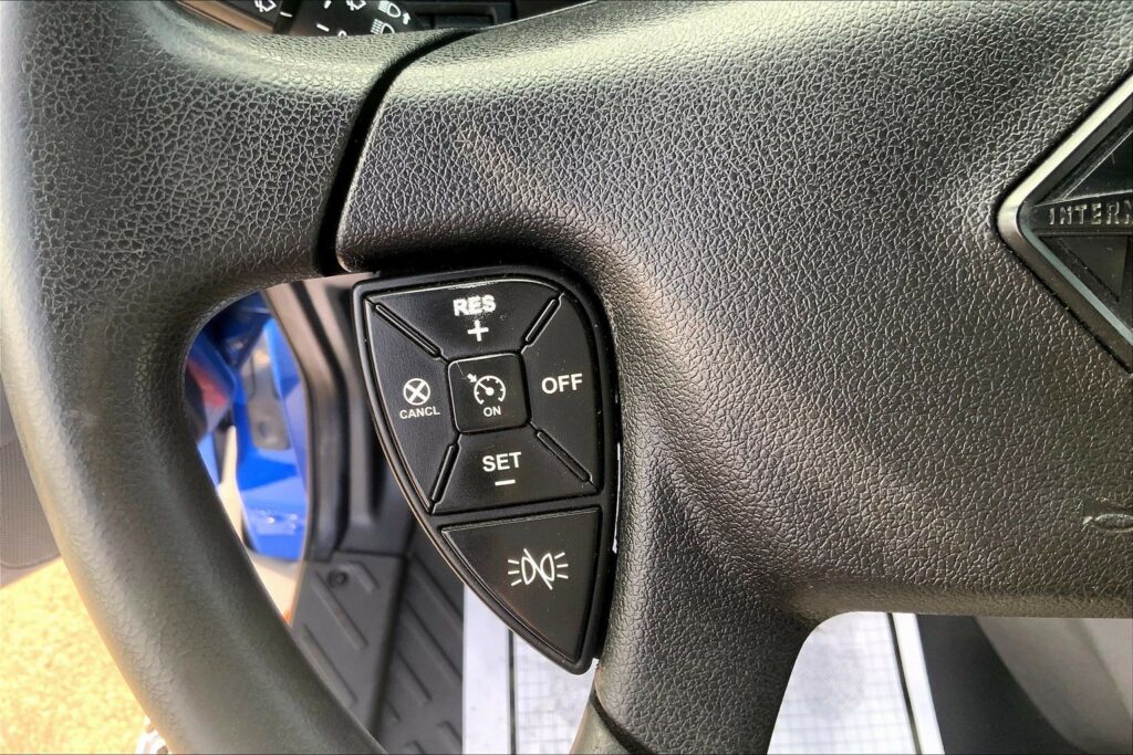 2022 INT LT625 6×4 Sleeper