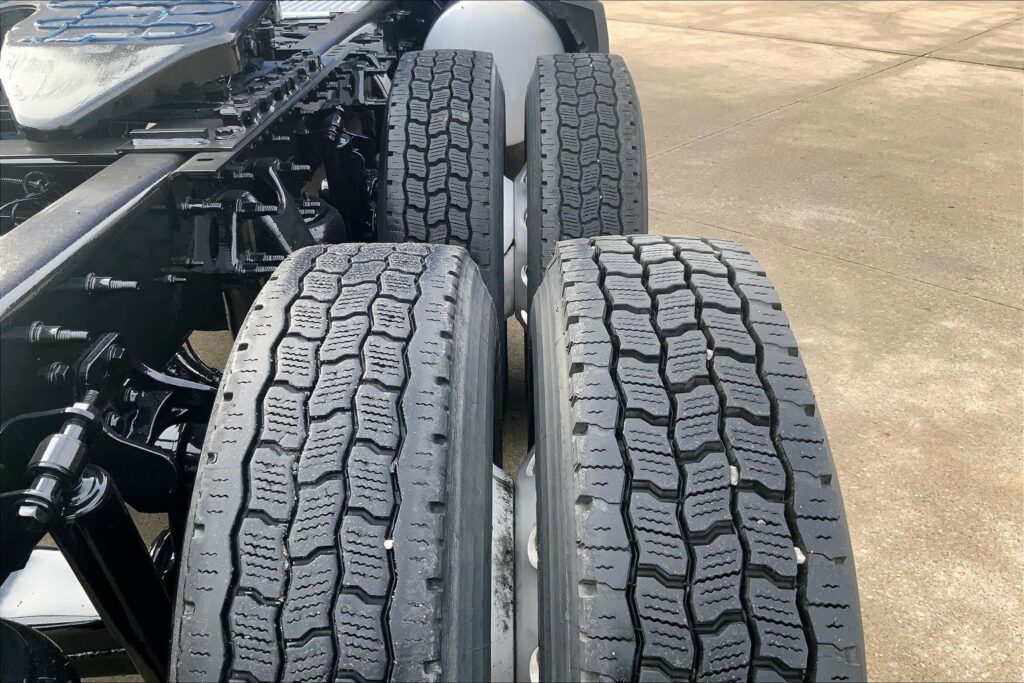 2022 INT LT625 6×4 Sleeper