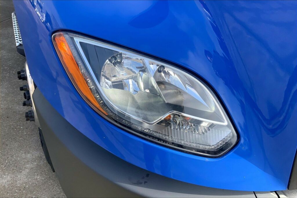 2022 INT LT625 6×4 Sleeper