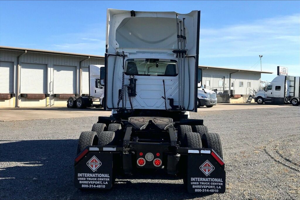 2021 INT LT625 6×4 Day Cab