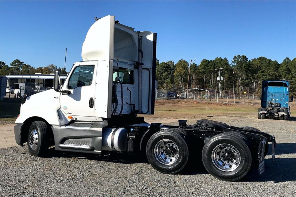 2021 INT LT625 6×4 Day Cab