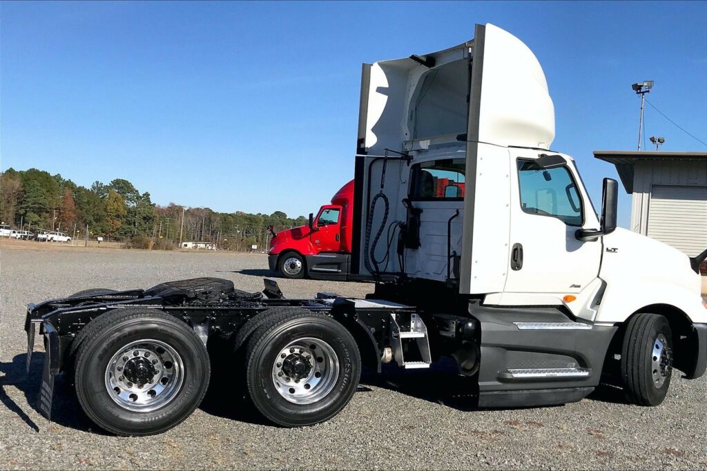 2021 INT LT625 6×4 Day Cab