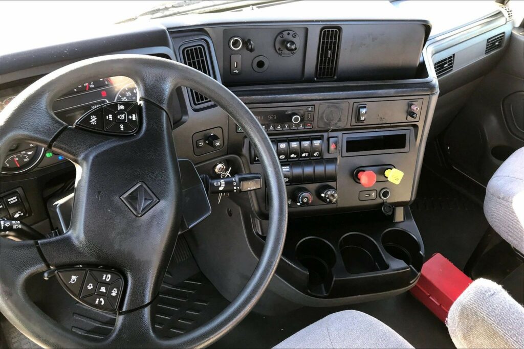 2021 INT LT625 6×4 Day Cab