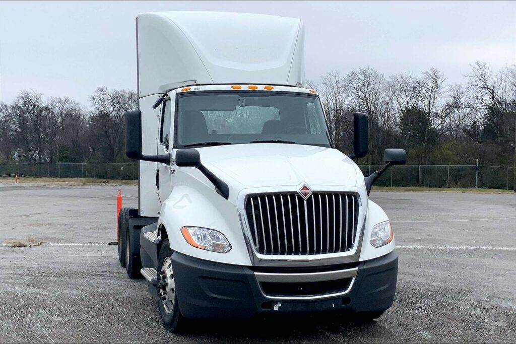 2021 INT LT625 6×4 Day Cab