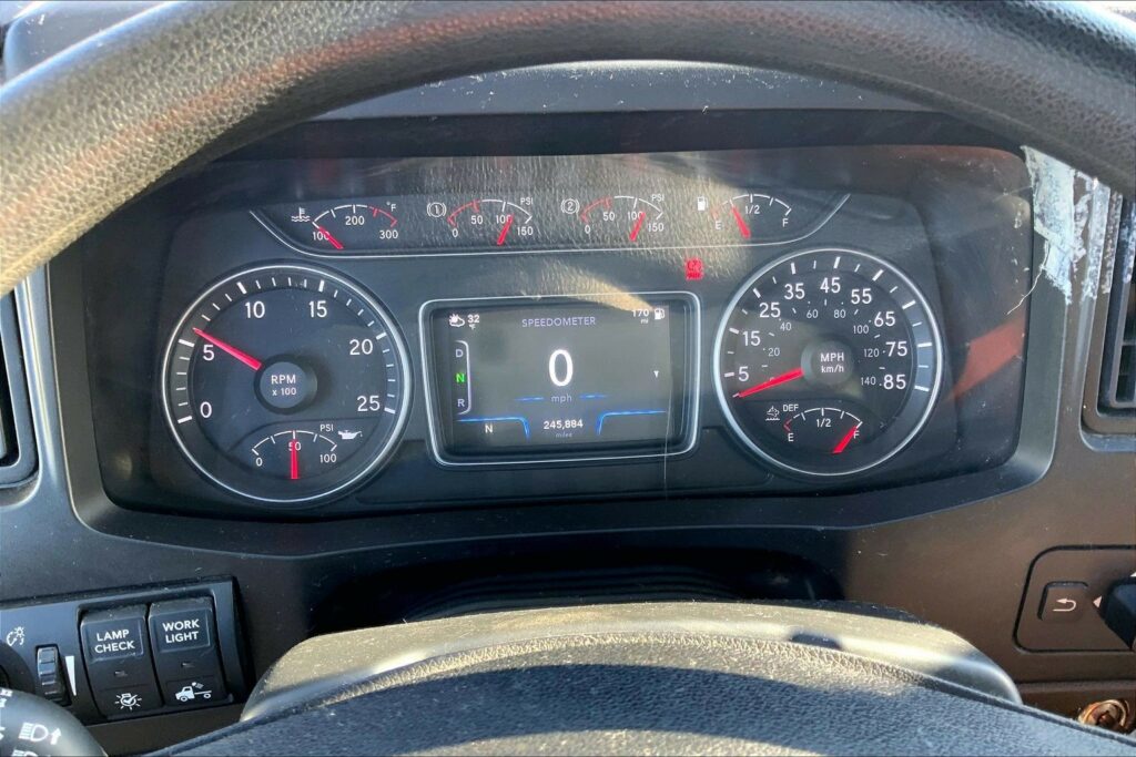 2022 INT LT625 6×4 Sleeper