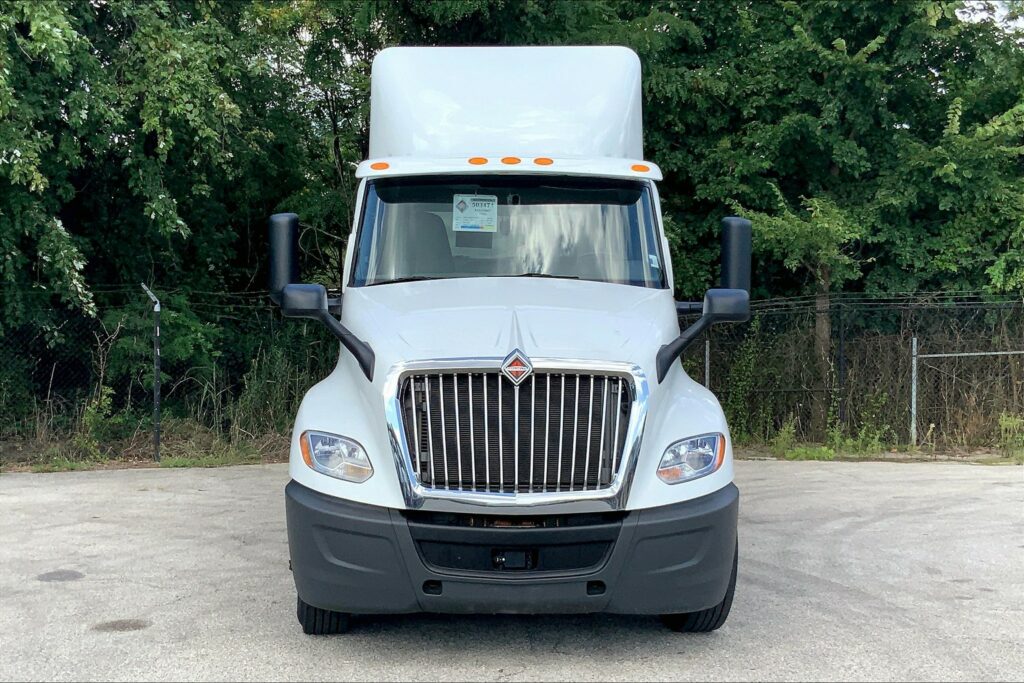 2019 INT LT625 6×4 Day Cab