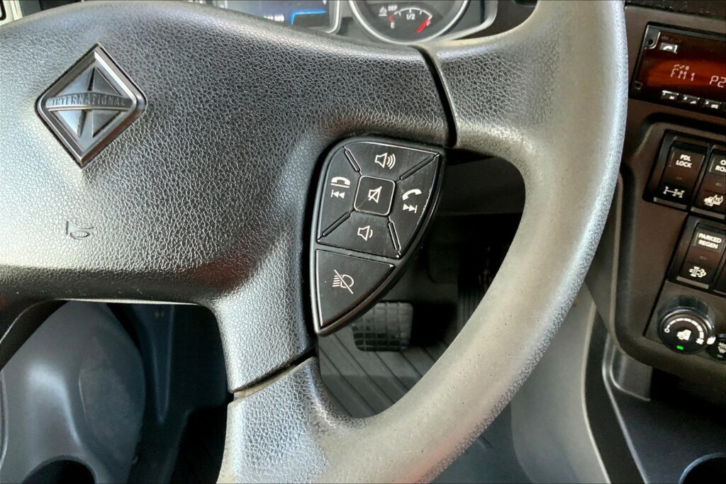 2019 INT LT625 6×4 Day Cab