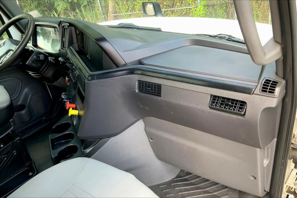 2019 INT LT625 6×4 Day Cab