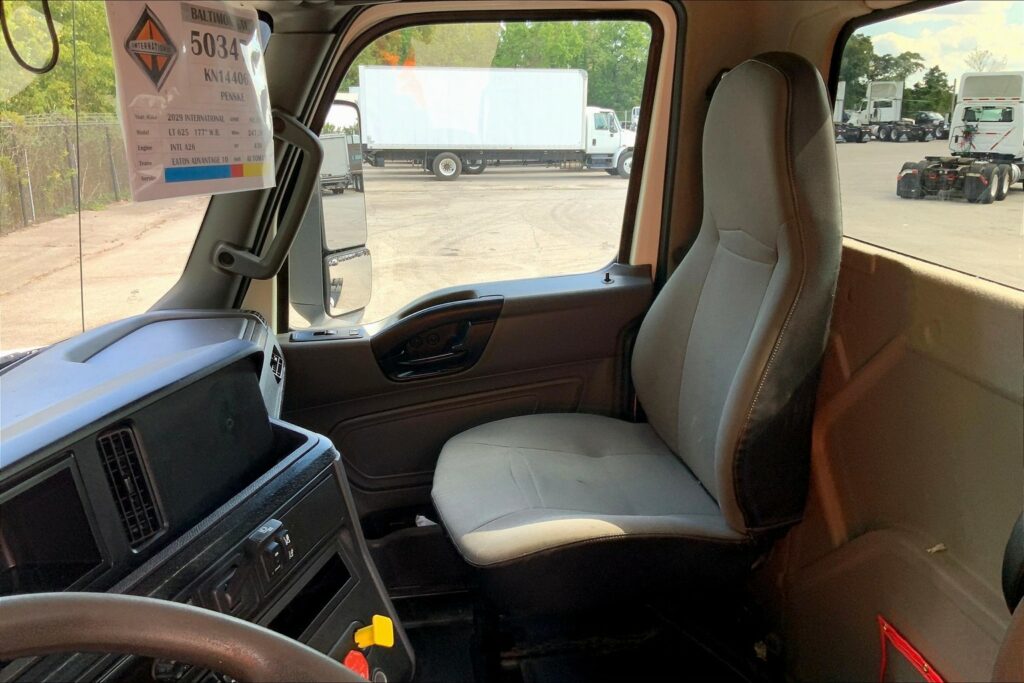 2019 INT LT625 6×4 Day Cab