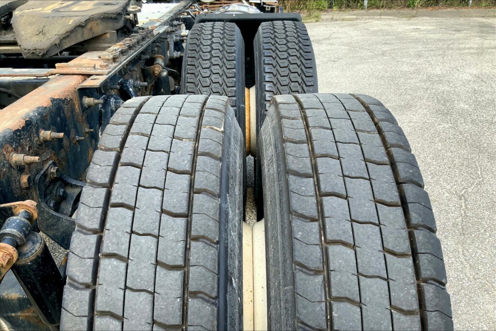 2019 INT LT625 6×4 Day Cab