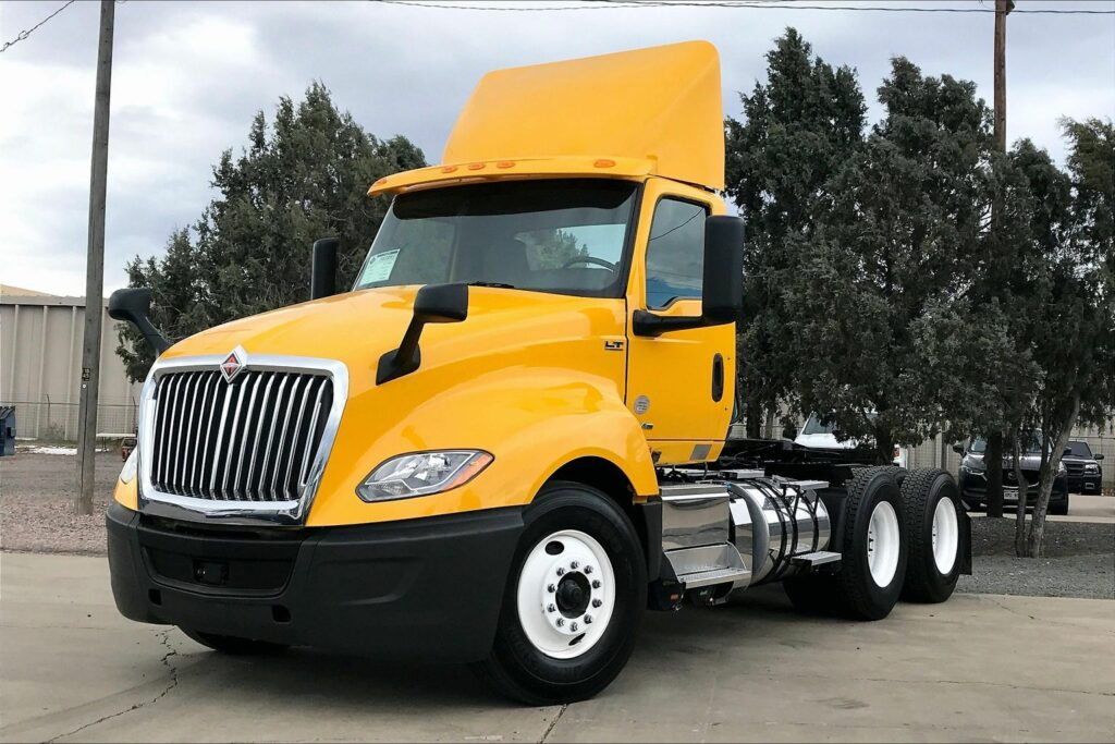 2019 INT LT625 6×4 Day Cab