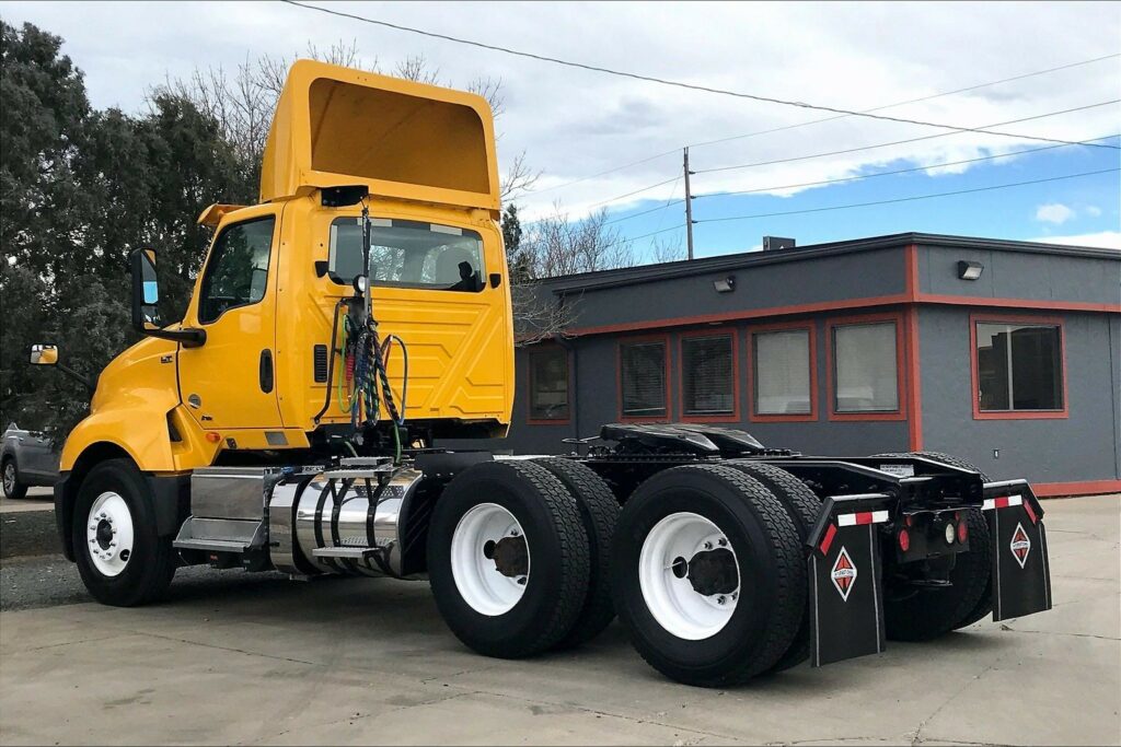 2019 INT LT625 6×4 Day Cab