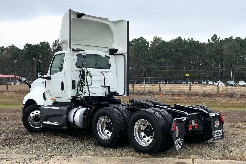 2021 INT LT625 6×4 Day Cab