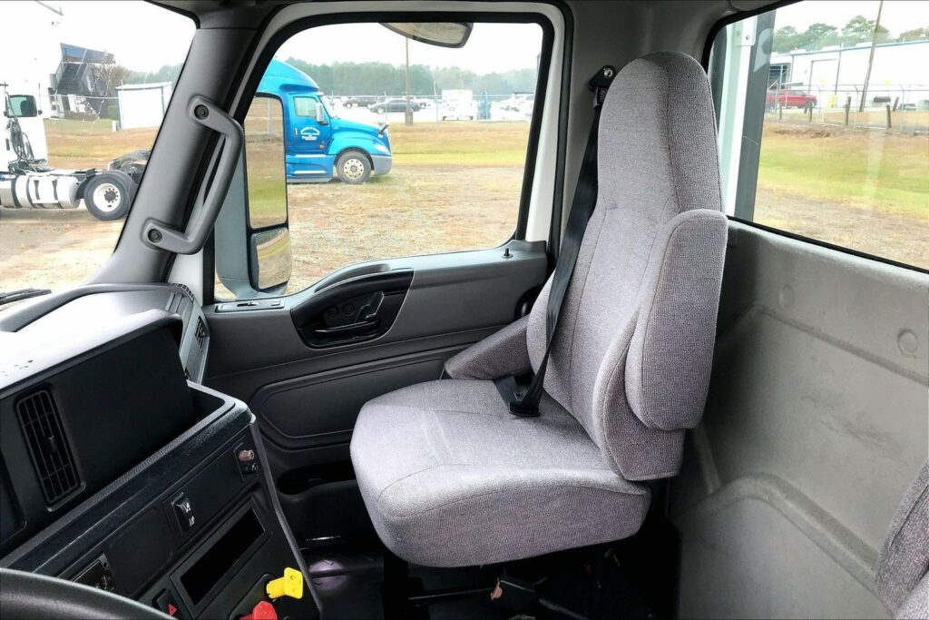 2021 INT LT625 6×4 Day Cab