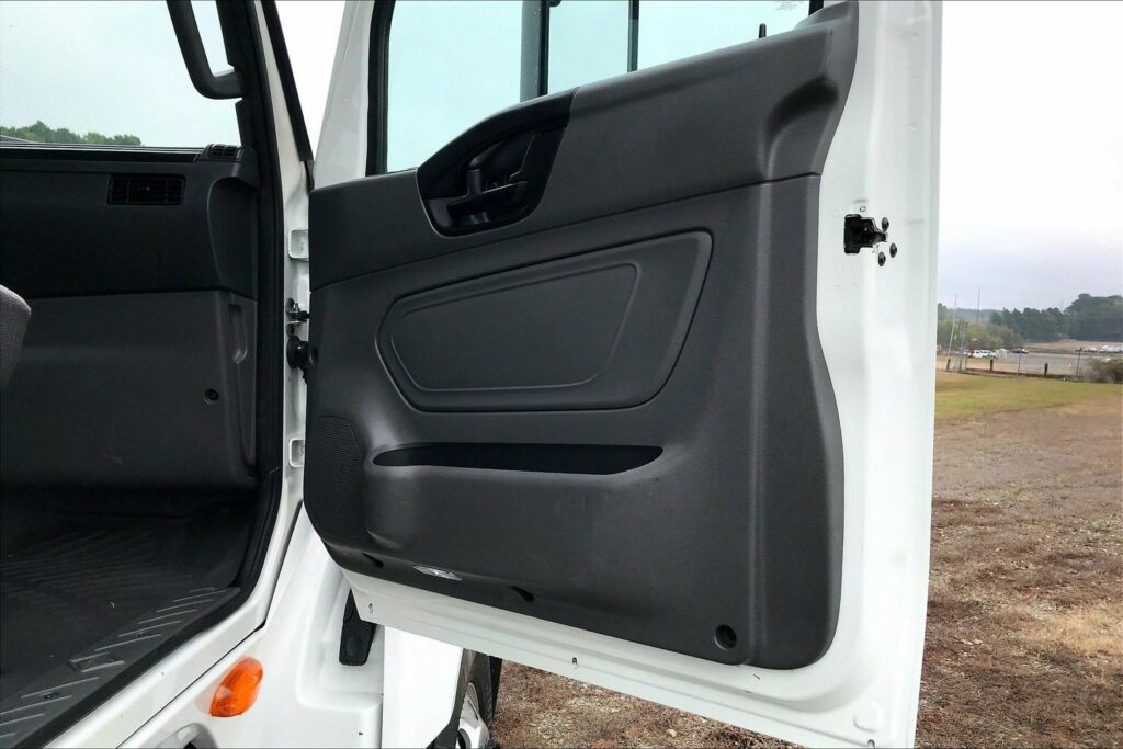 2021 INT LT625 6×4 Day Cab