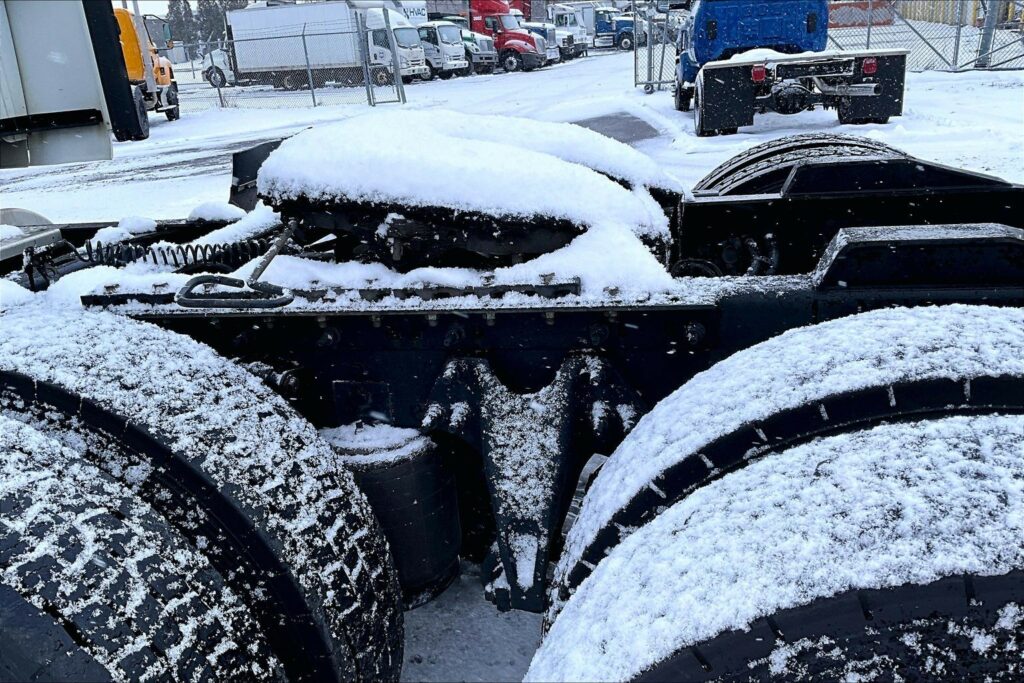 2022 INT LT625 6×4 Sleeper