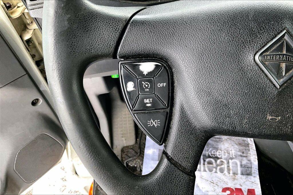 2022 INT LT625 6×4 Sleeper