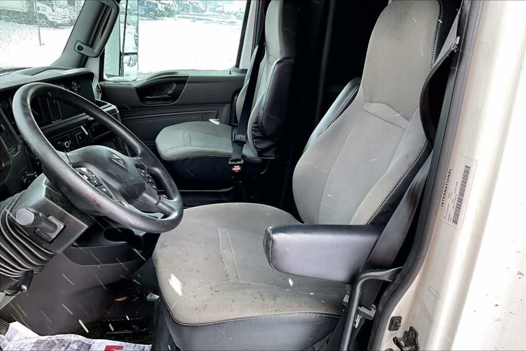 2022 INT LT625 6×4 Sleeper