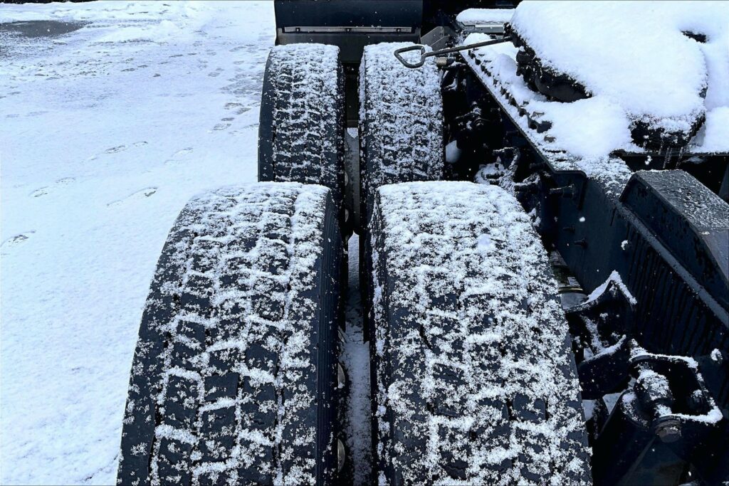 2022 INT LT625 6×4 Sleeper