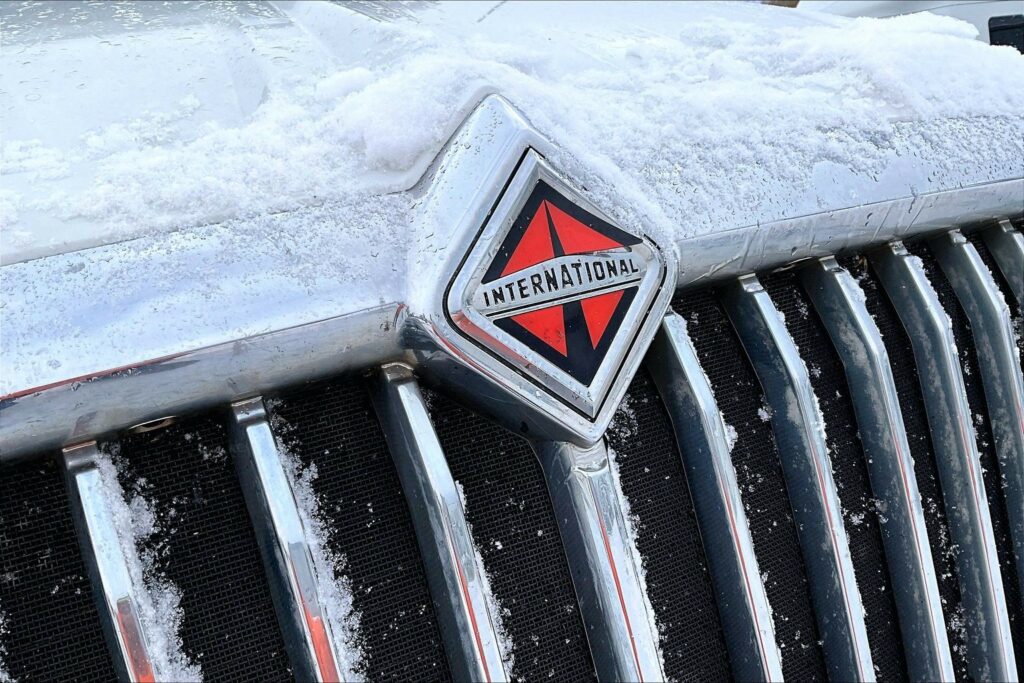 2022 INT LT625 6×4 Sleeper