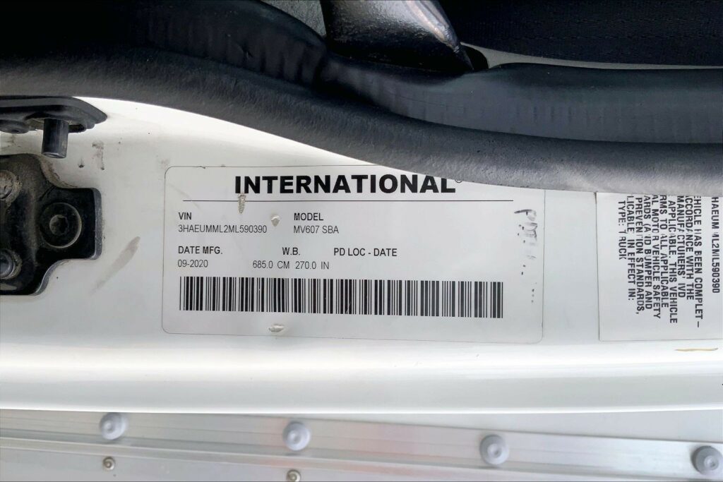 2021 CUM MV607 Medium Conventional