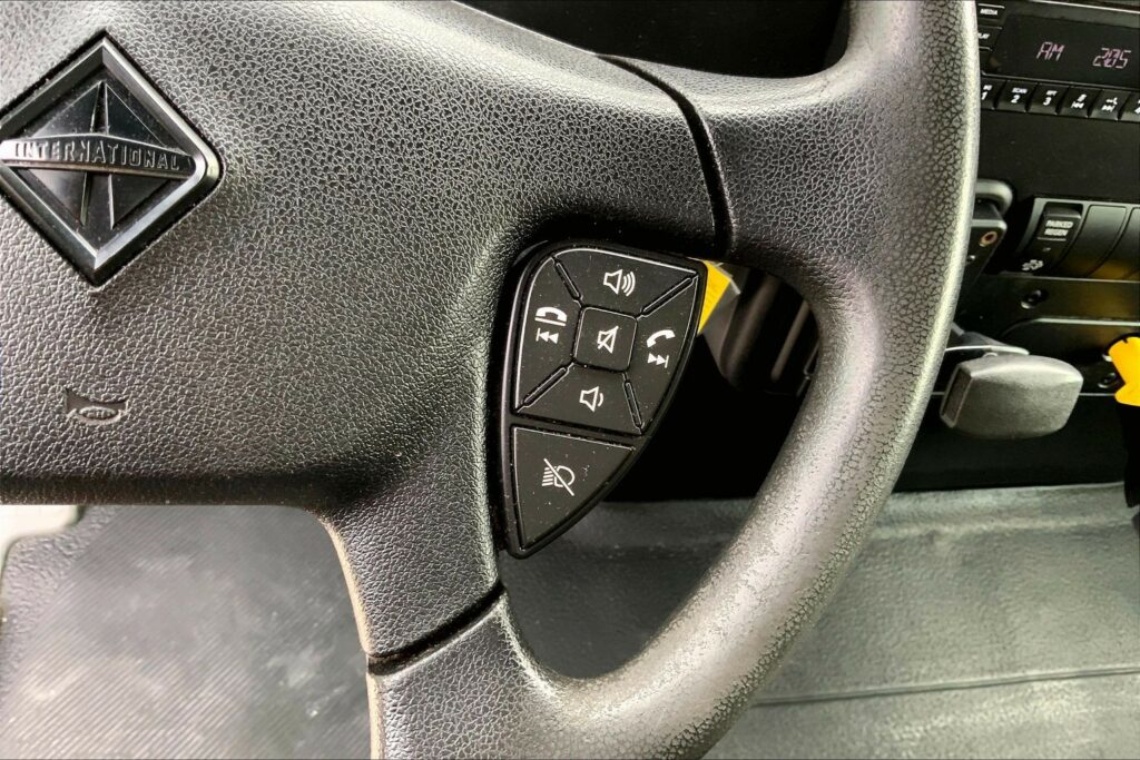 2021 CUM MV607 Medium Conventional