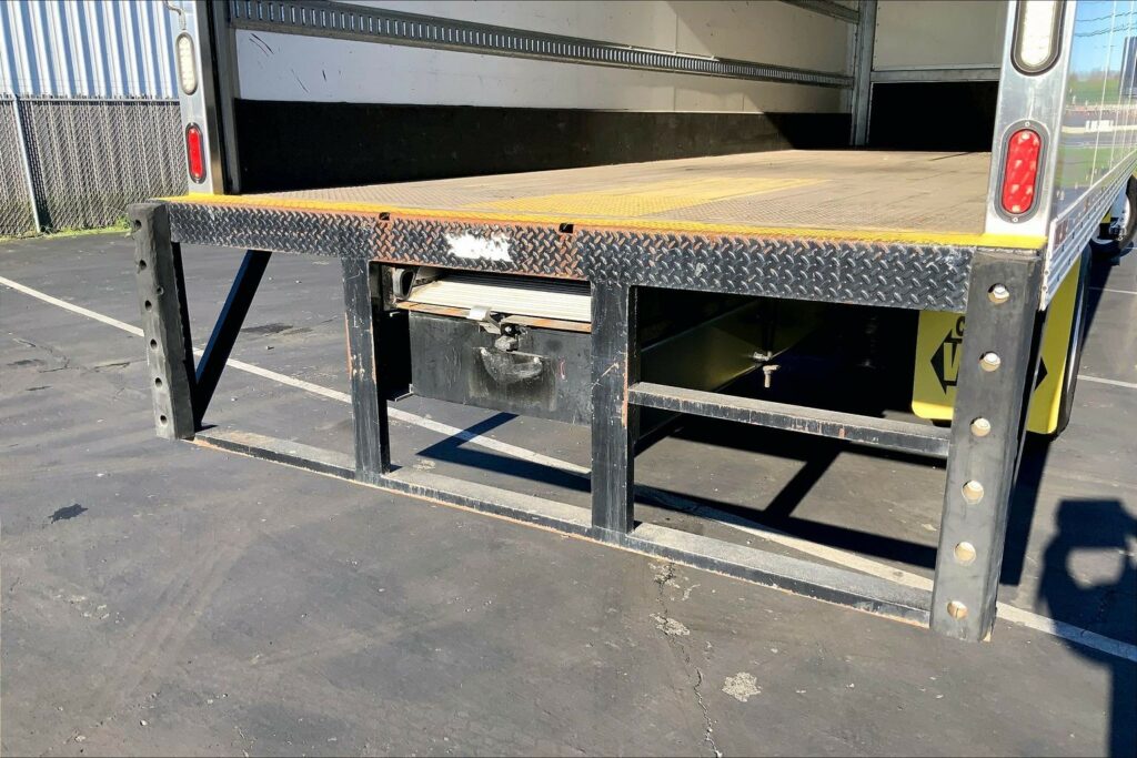 2022 CUM MV607 Medium Conventional