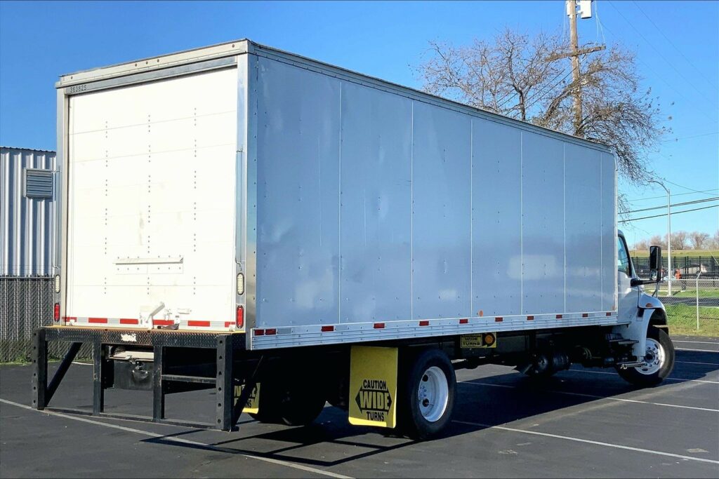 2022 CUM MV607 Medium Conventional