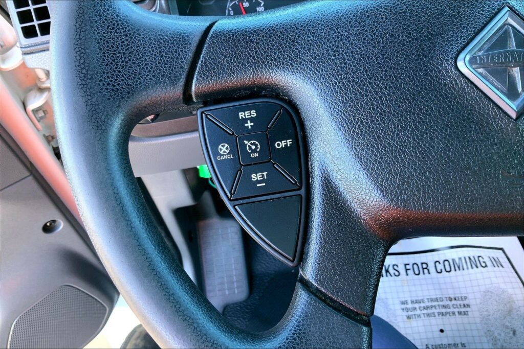 2022 CUM MV607 Medium Conventional