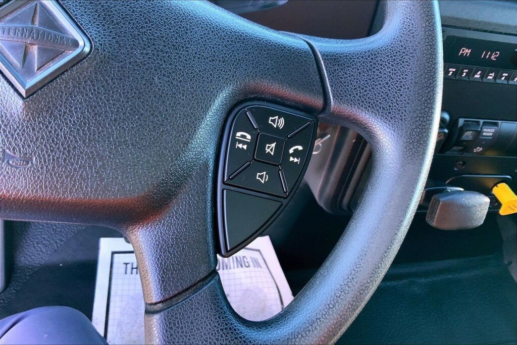 2022 CUM MV607 Medium Conventional