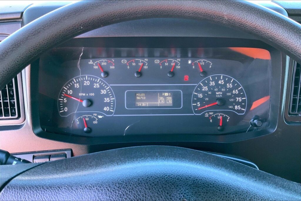 2022 CUM MV607 Medium Conventional