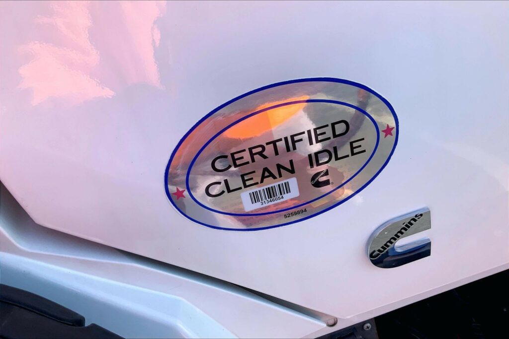 2022 CUM MV607 Medium Conventional