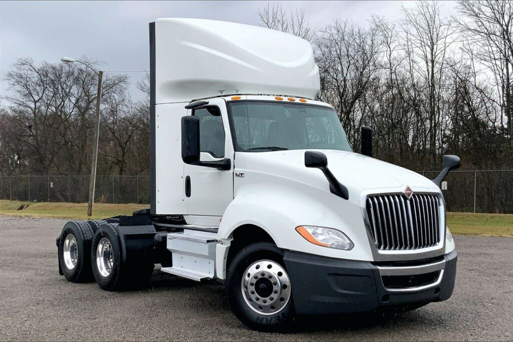 2020 CUM LT625 6×4 Day Cab