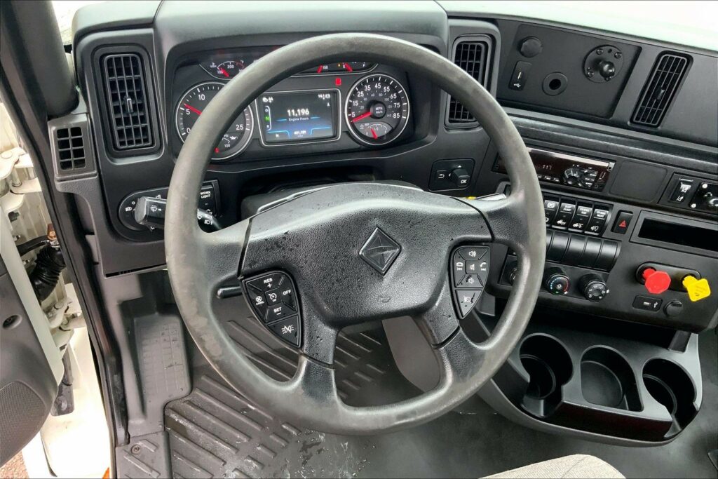 2020 CUM LT625 6×4 Day Cab