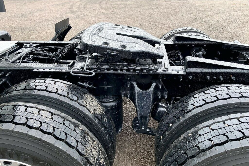 2020 CUM LT625 6×4 Day Cab