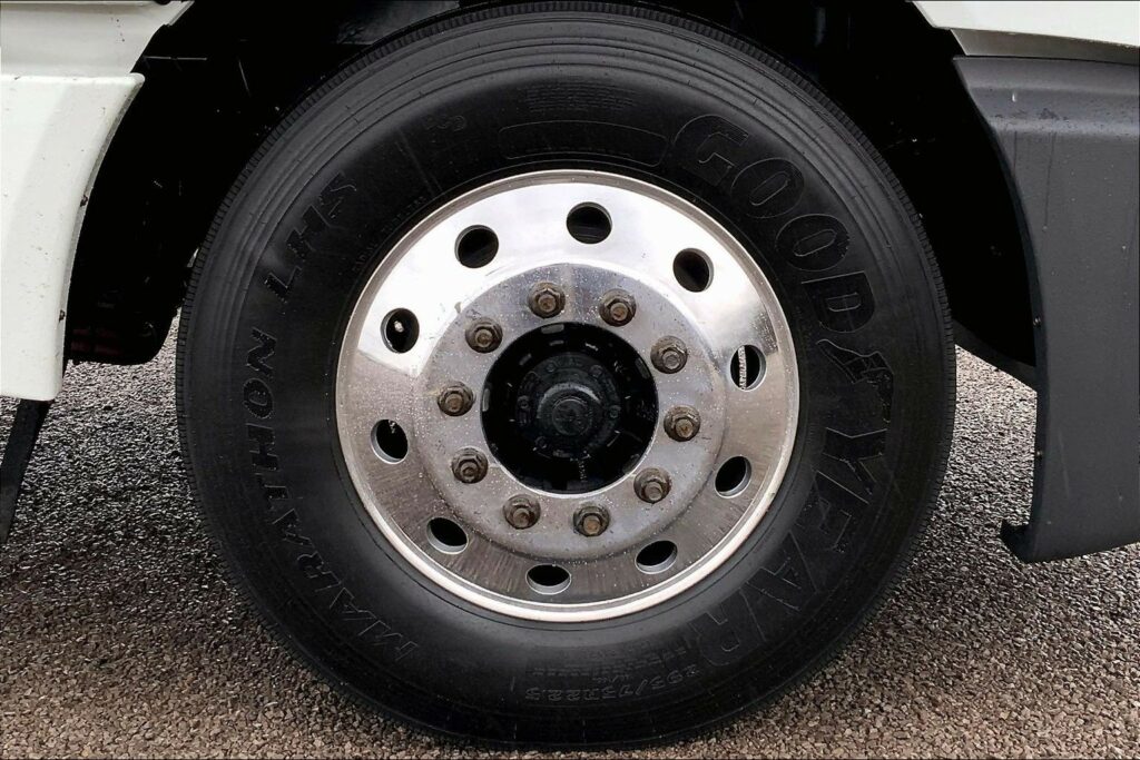 2020 CUM LT625 6×4 Day Cab