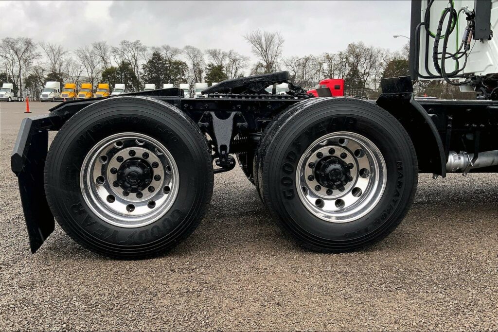 2020 CUM LT625 6×4 Day Cab