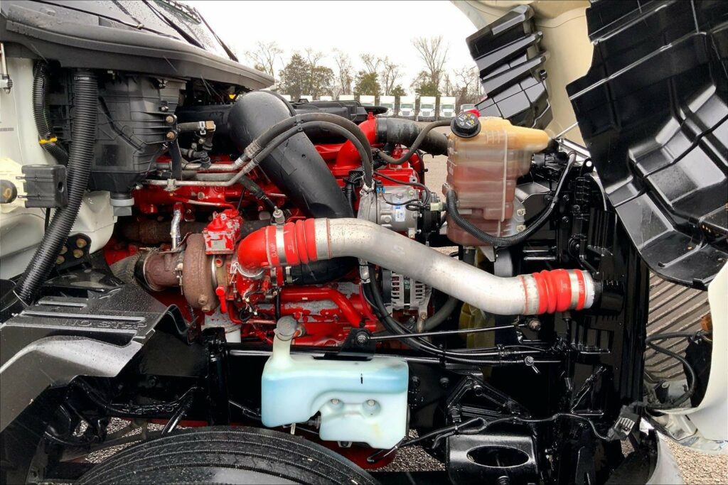 2020 CUM LT625 6×4 Day Cab