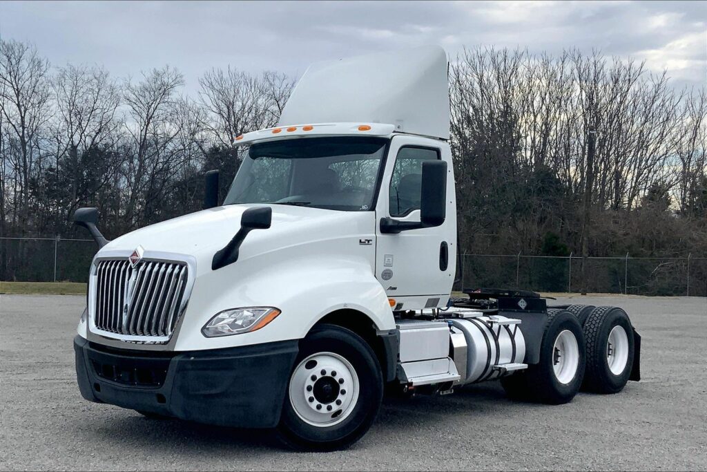 2019 INT LT625 6×4 Day Cab