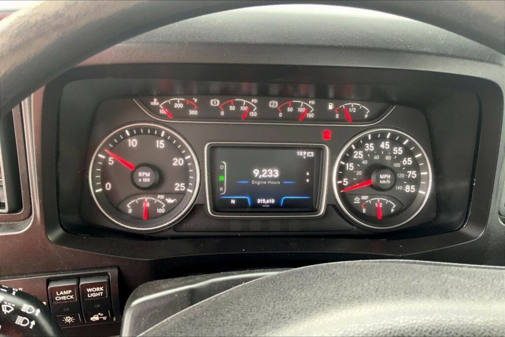 2019 INT LT625 6×4 Day Cab