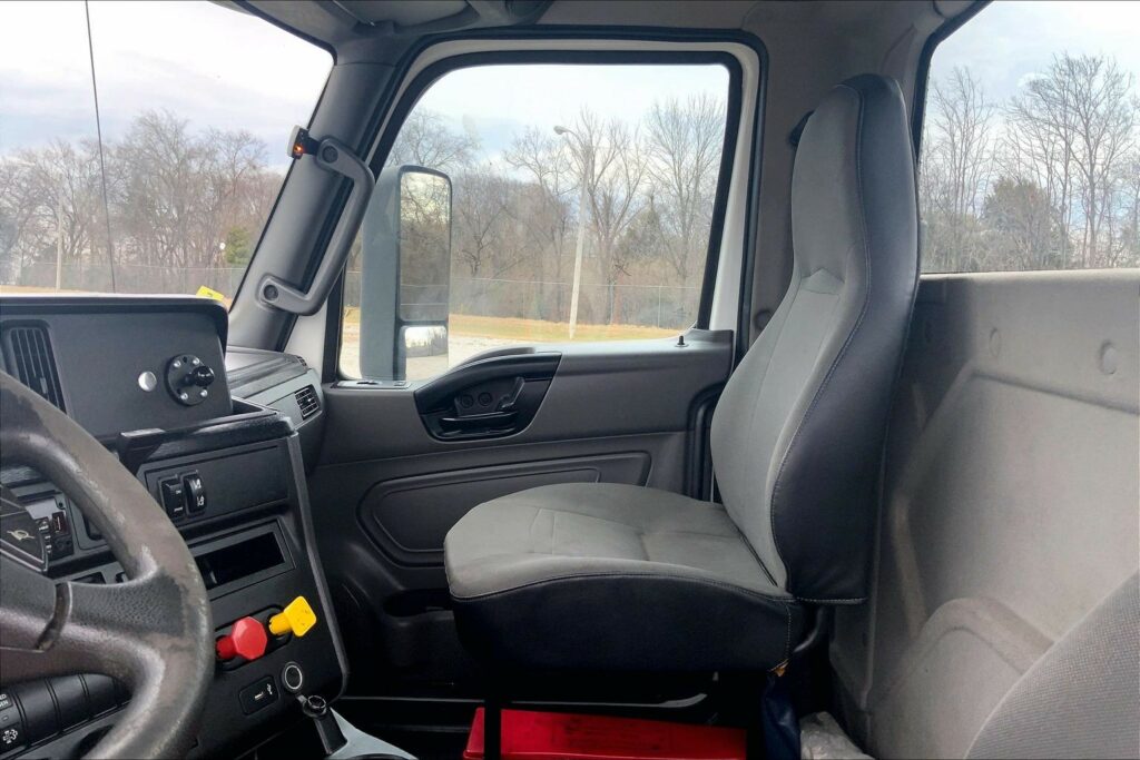 2019 INT LT625 6×4 Day Cab