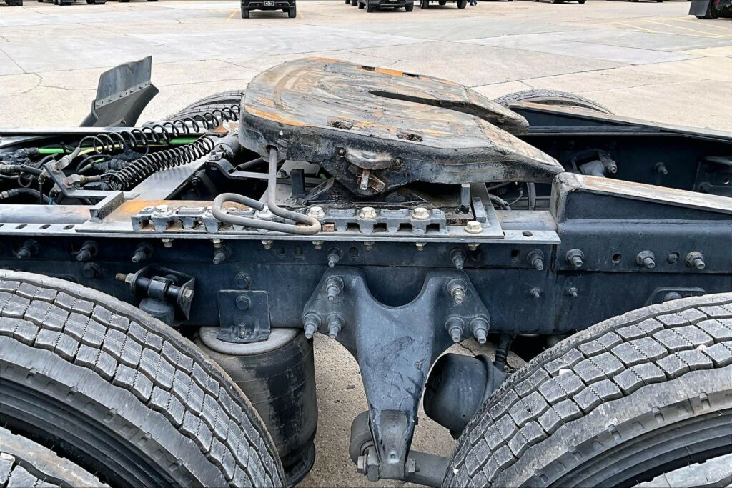 2021 CUM LT625 6×4 Day Cab