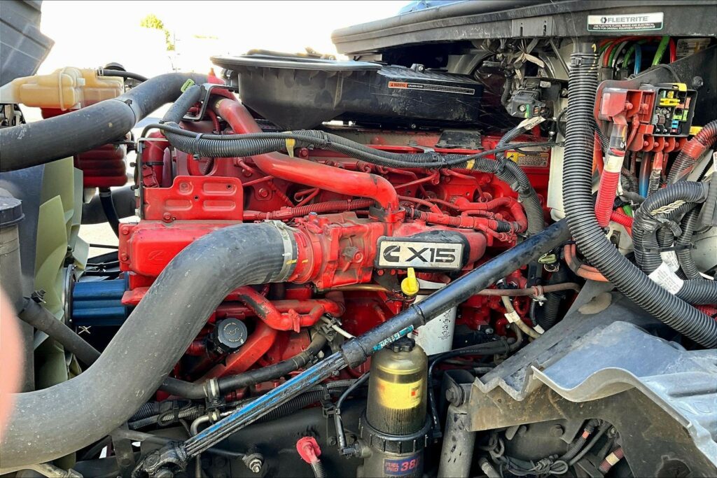 2021 CUM LT625 6×4 Day Cab