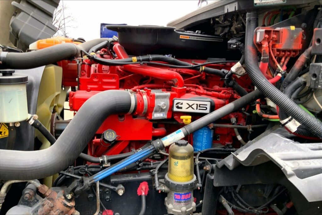 2022 CUM LT625 6×4 Day Cab